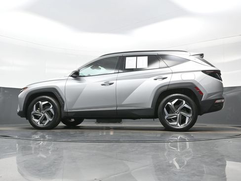 Certified 2023 Hyundai Tucson Limited AWD/4WD image 27