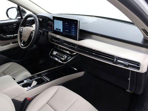 New 2026 Lincoln Corsair Premiere image 29