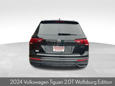 Used 2024 Volkswagen Tiguan Wolfsburg Edition image 7