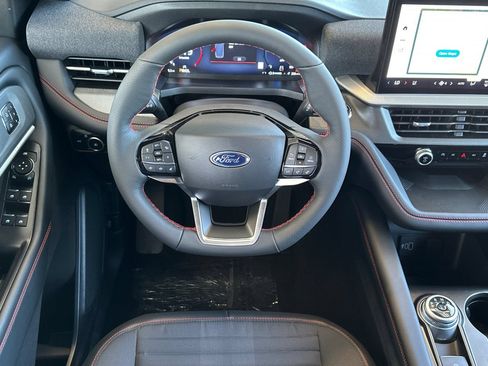 New 2026 Ford Explorer ST-Line w/ ST-Line Street Pack AWD/4WD image 15