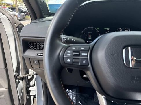 Certified 2025 Honda CR-V Sport image 32
