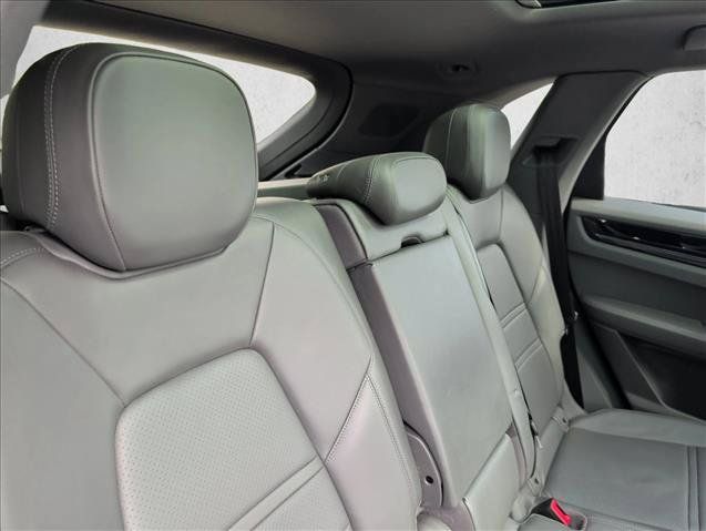Used 2019 Porsche Cayenne AWD/4WD image 21