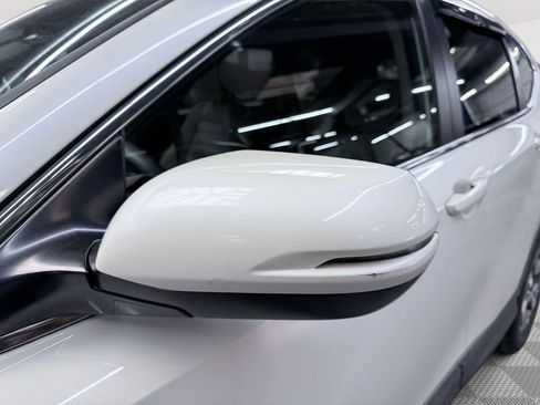 Used 2017 Honda CR-V EX image 11