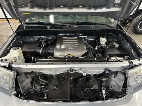 Used 2010 Toyota Sequoia Platinum AWD/4WD image 8