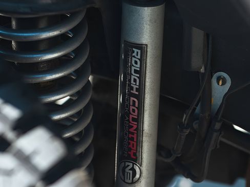 Used 2018 Jeep Wrangler Unlimited Sport S AWD/4WD image 9