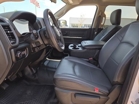 Used 2019 RAM 2500 Tradesman RWD image 27