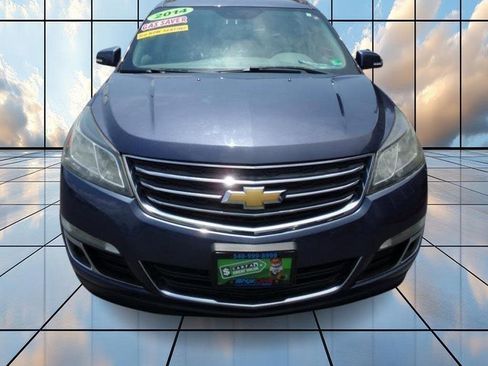 Used 2014 Chevrolet Traverse LT w/ LPO, 'HIT The Road' Package image 3