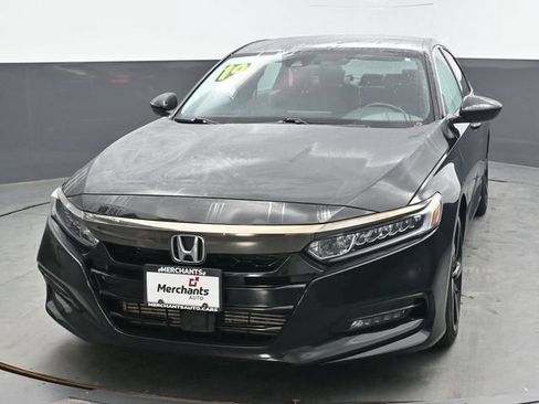 Used 2019 Honda Accord Sport image 2