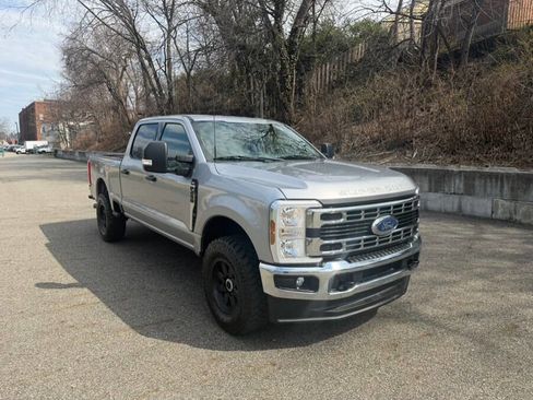 Used 2024 Ford F250 XLT image 12