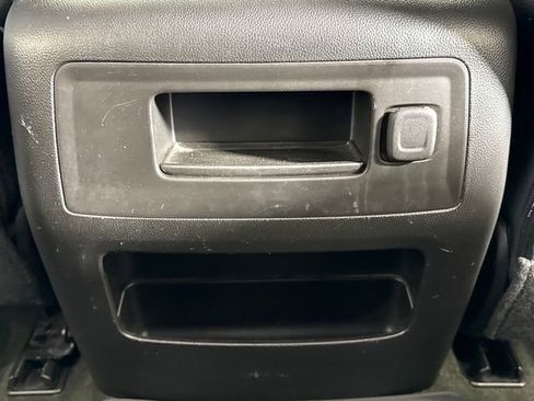 Used 2018 GMC Sierra 1500 SLE w/ SLE Value Package AWD/4WD image 27