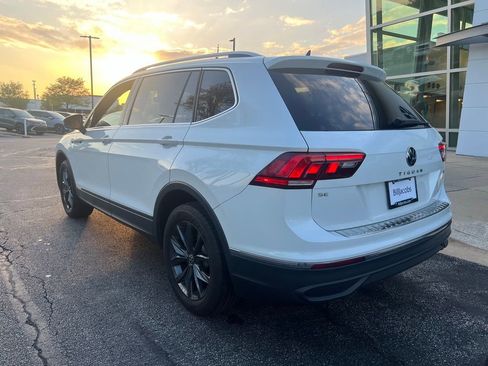 Used 2023 Volkswagen Tiguan SE w/ Panoramic Sunroof Package AWD/4WD image 4