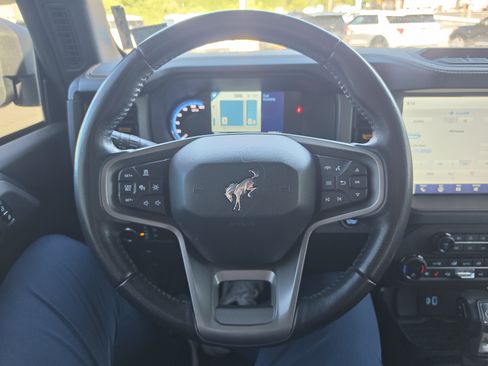 Used 2024 Ford Bronco Badlands AWD/4WD image 17
