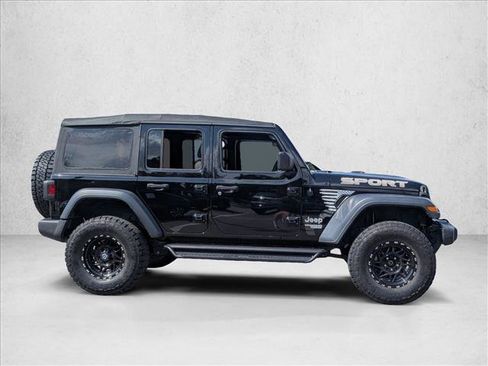 Used 2020 Jeep Wrangler Unlimited Sport S AWD/4WD image 3