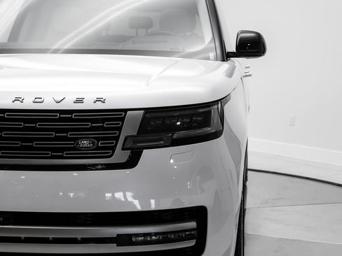 Used 2024 Land Rover Range Rover SE AWD/4WD image 46