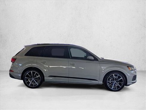 Used 2022 Audi Q7 3.0T Prestige w/ Prestige Package AWD/4WD image 4