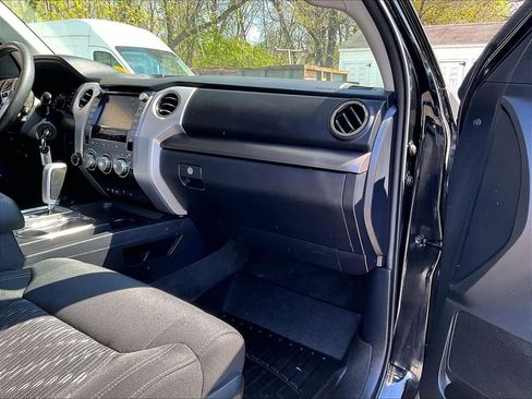 Used 2021 Toyota Tundra SR5 w/ Trail Edition AWD/4WD image 13