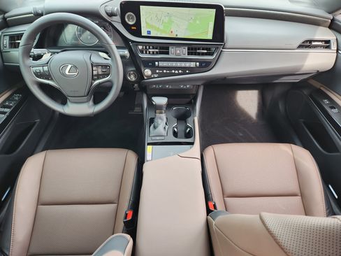 Used 2025 Lexus ES 350 w/ Premium Package image 30