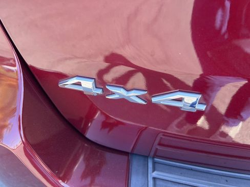 Used 2019 Jeep Grand Cherokee Laredo image 18