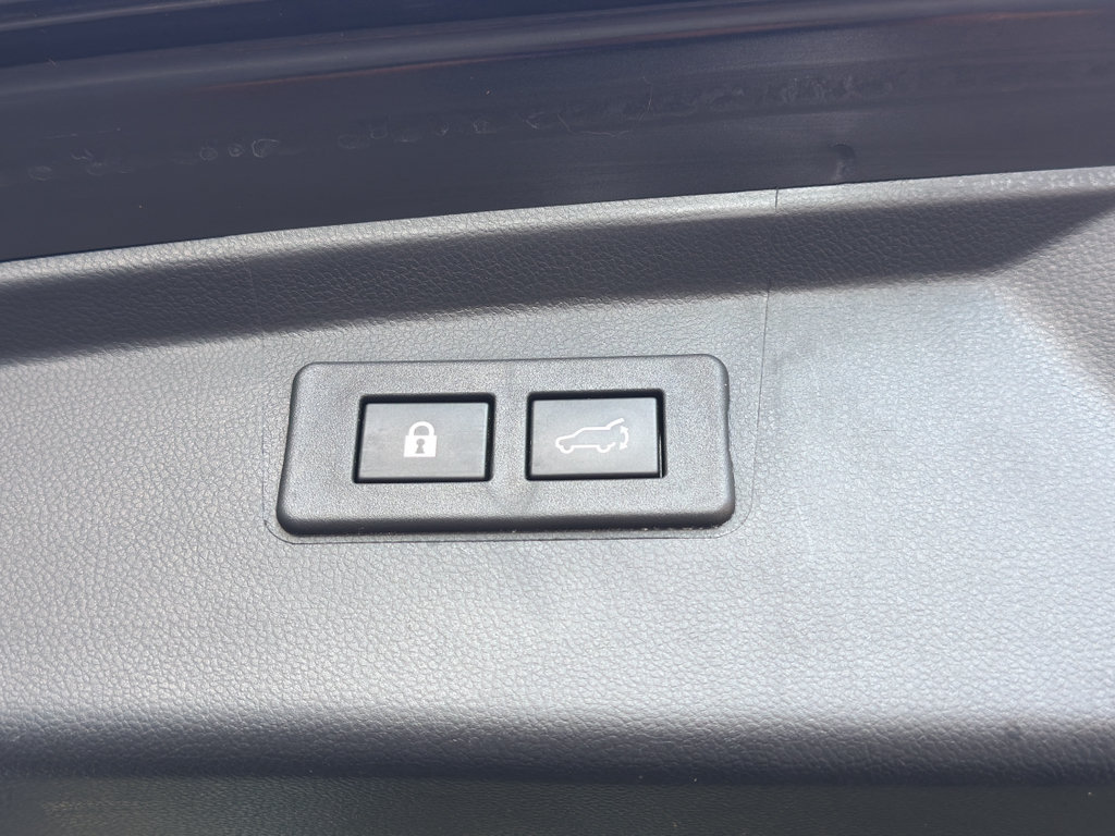 Used 2024 Subaru Outback Limited AWD/4WD image 9