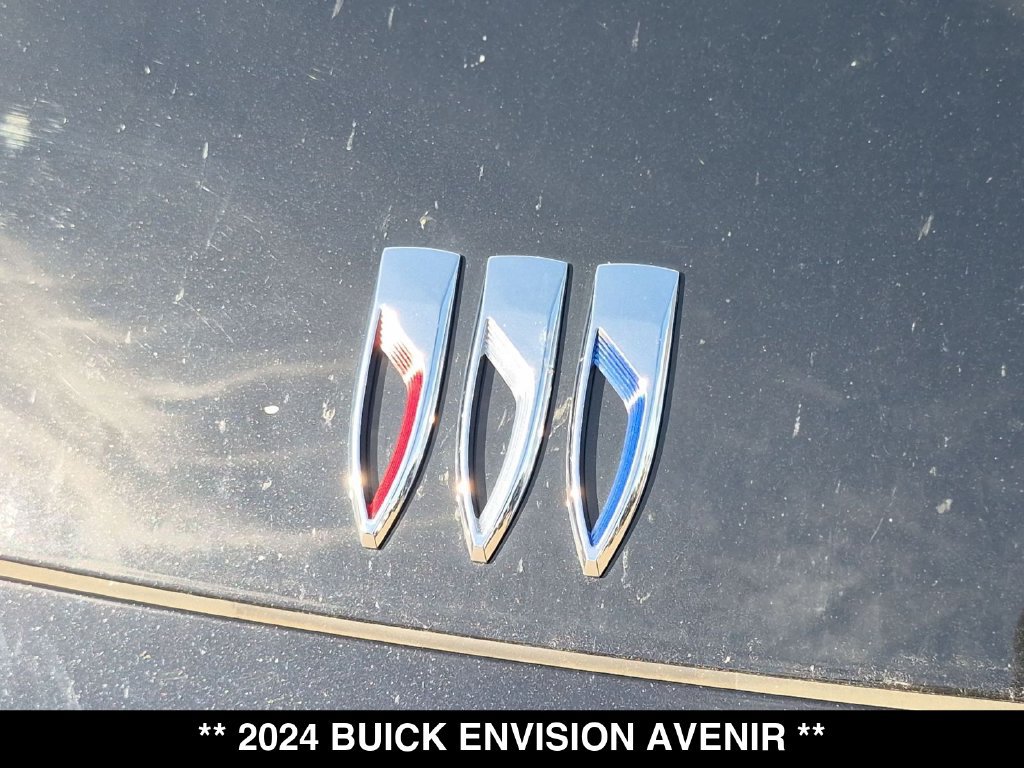Used 2024 Buick Envision Avenir AWD/4WD image 18