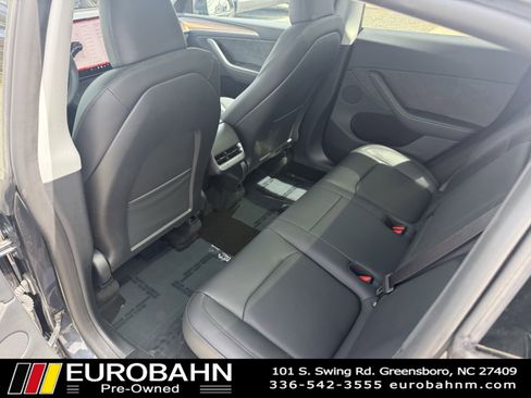 Used 2024 Tesla Model Y Long Range AWD/4WD image 18