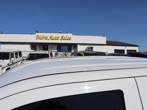 Used 2014 GMC Sierra 1500 4x4 Double Cab image 10