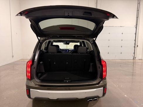 Used 2024 Kia Telluride S w/ S Sunroof Package AWD/4WD image 9