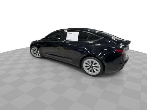 Used 2022 Tesla Model 3 RWD image 5