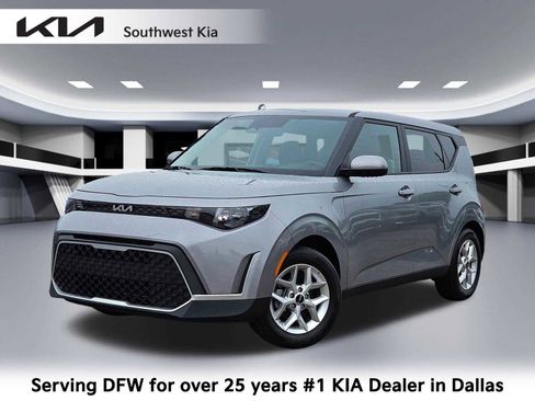 Certified 2025 Kia Soul LX FWD image 1