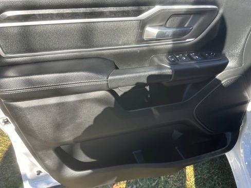 Used 2021 RAM 1500 Big Horn image 7
