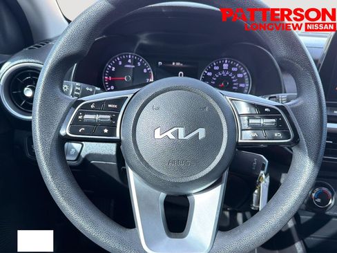 Used 2023 Kia Forte LXS FWD image 12