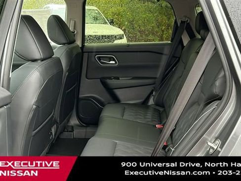 New 2026 Nissan Rogue Platinum w/ Platinum Premium Package image 24