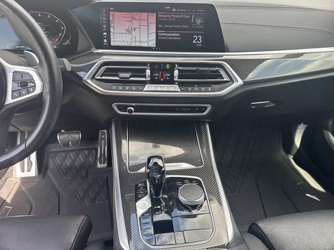 Used 2021 BMW X5 M50i AWD/4WD image 29