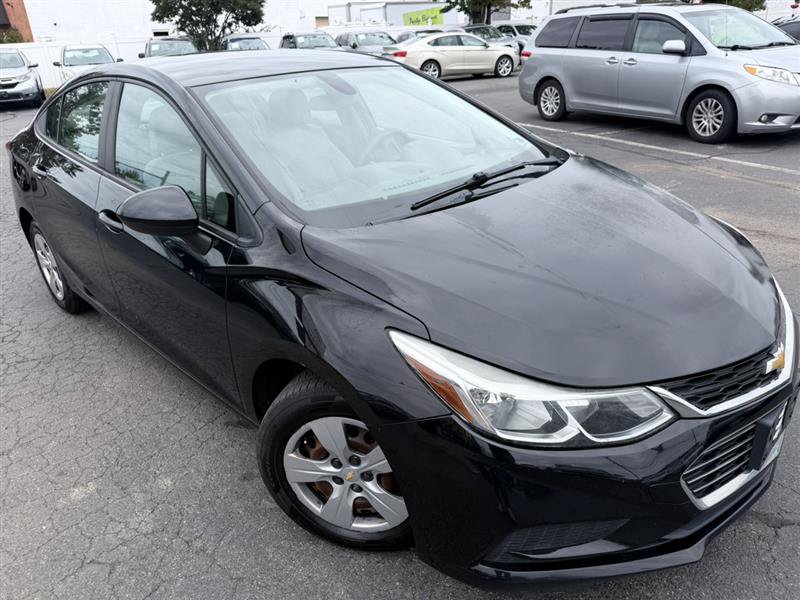 Used 2017 Chevrolet Cruze LS FWD image 3
