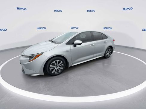 Used 2021 Toyota Corolla LE FWD image 6