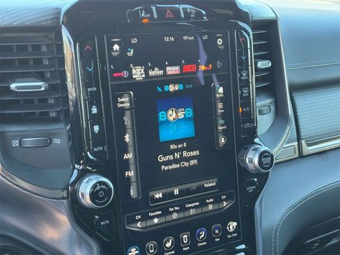 Used 2021 RAM 1500 Limited w/ Advanced Safety Group image 22