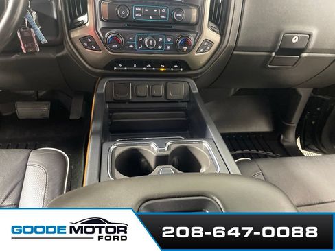 Used 2018 Chevrolet Silverado 1500 High Country AWD/4WD image 18