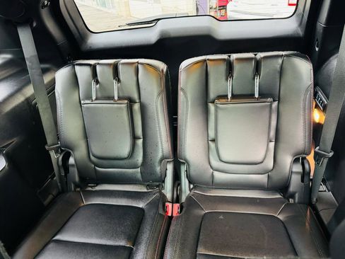 Used 2016 Ford Explorer Sport image 20