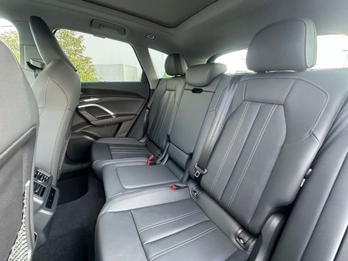 New 2025 Audi Q5 Premium Plus image 23