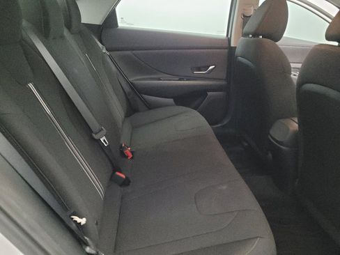 Used 2023 Hyundai Elantra SEL w/ Cargo Package image 19