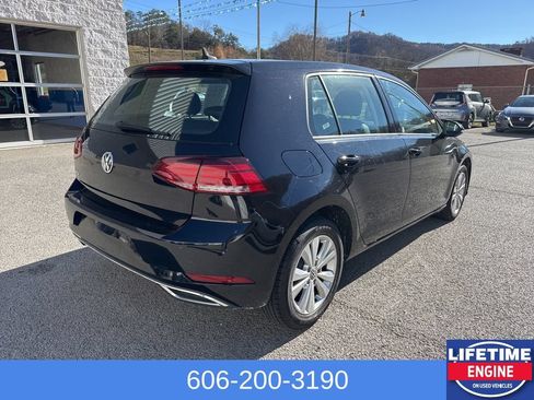 Used 2021 Volkswagen Golf 4-Door FWD image 8