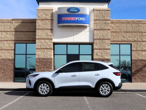 New 2026 Ford Escape Active w/ Cold Weather Package image 9