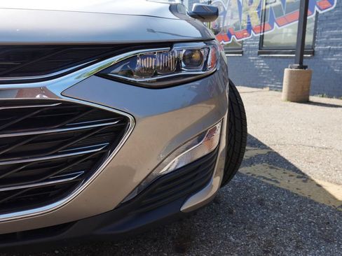 Used 2024 Chevrolet Malibu LT FWD image 3