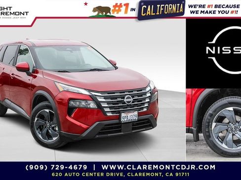 Used 2024 Nissan Rogue SV FWD image 1