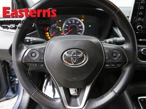 Used 2021 Toyota Corolla SE w/ SE Premium Package FWD image 10