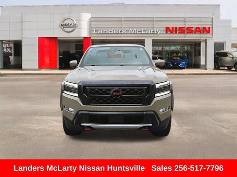 Used 2024 Nissan Frontier Pro-X w/ Pro Convenience Package RWD image 11