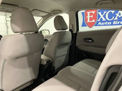 Used 2018 Honda HR-V LX image 30