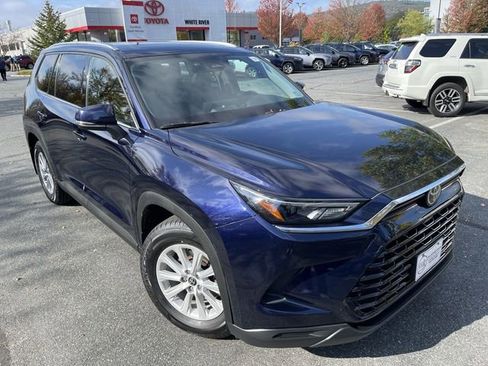 Certified 2024 Toyota Grand Highlander XLE image 1