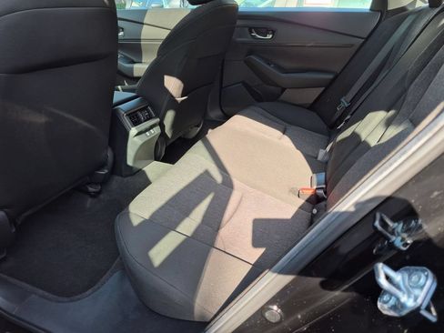 Used 2025 Honda Accord SE image 25