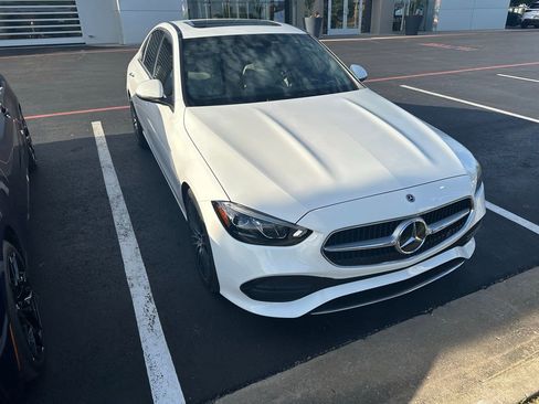 Used 2023 Mercedes-Benz C 300 4MATIC Sedan image 2